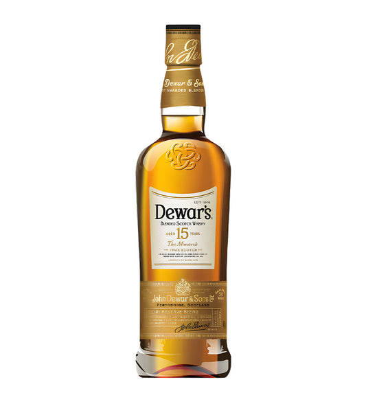 Dewar’s 15 Years Blended Scotch Whisky 1L clear glass bottle on white background, golden amber spirit with cream and gold label featuring brand crest