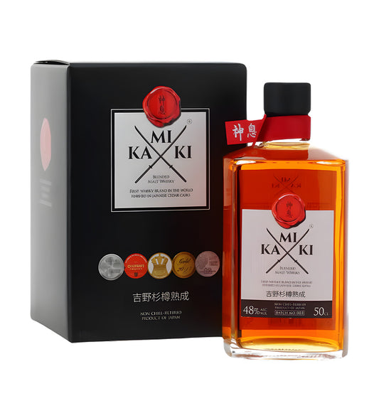  Kamiki Intense Wood Blend Japanese Whisky 50cl clear glass bottle on white background, amber spirit with black and gold label featuring brand logo