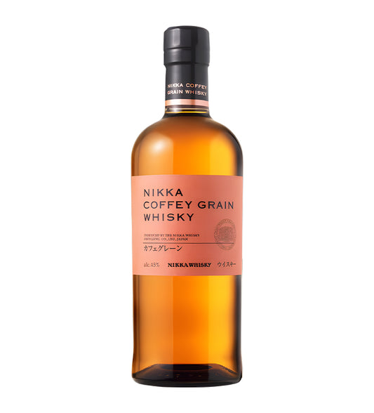 Elegant bottle, golden whisky, Coffey grain label with contemporary styling, white background, realistic shadows and reflections